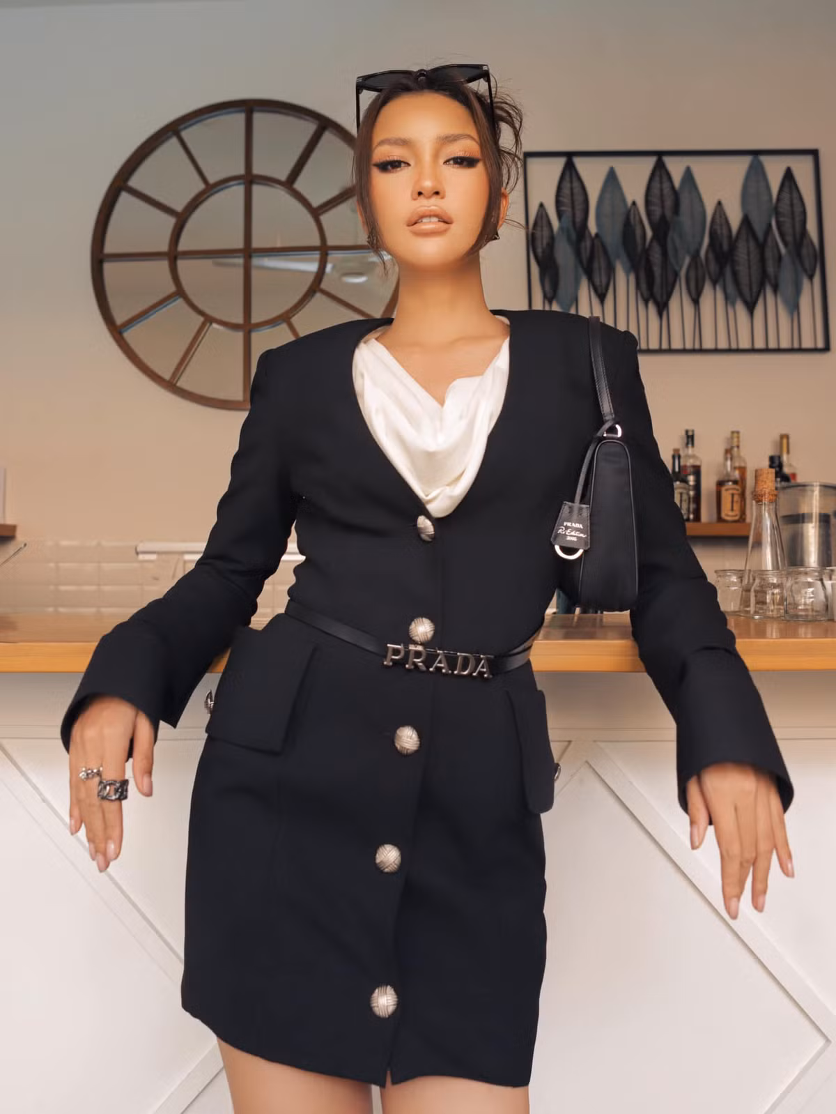 Trước khi đăng quang Hoa hậu Hoàn vũ Việt Nam 2022, cô từng là quán quân Vietnam's Next Top Model 2016, đăng quang Hoa hậu Siêu quốc gia Việt Nam 2018,...