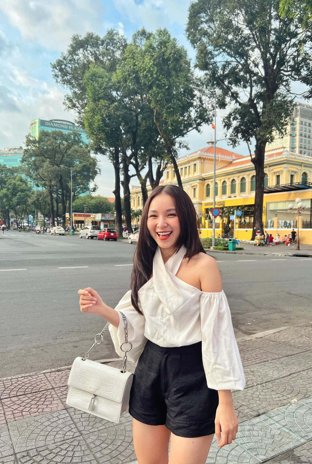 Nụ cười rạng rỡ của Diễm Mai luôn thu hút người đối diện mỗi khi ngắm nhìn. Ảnh: FBNV