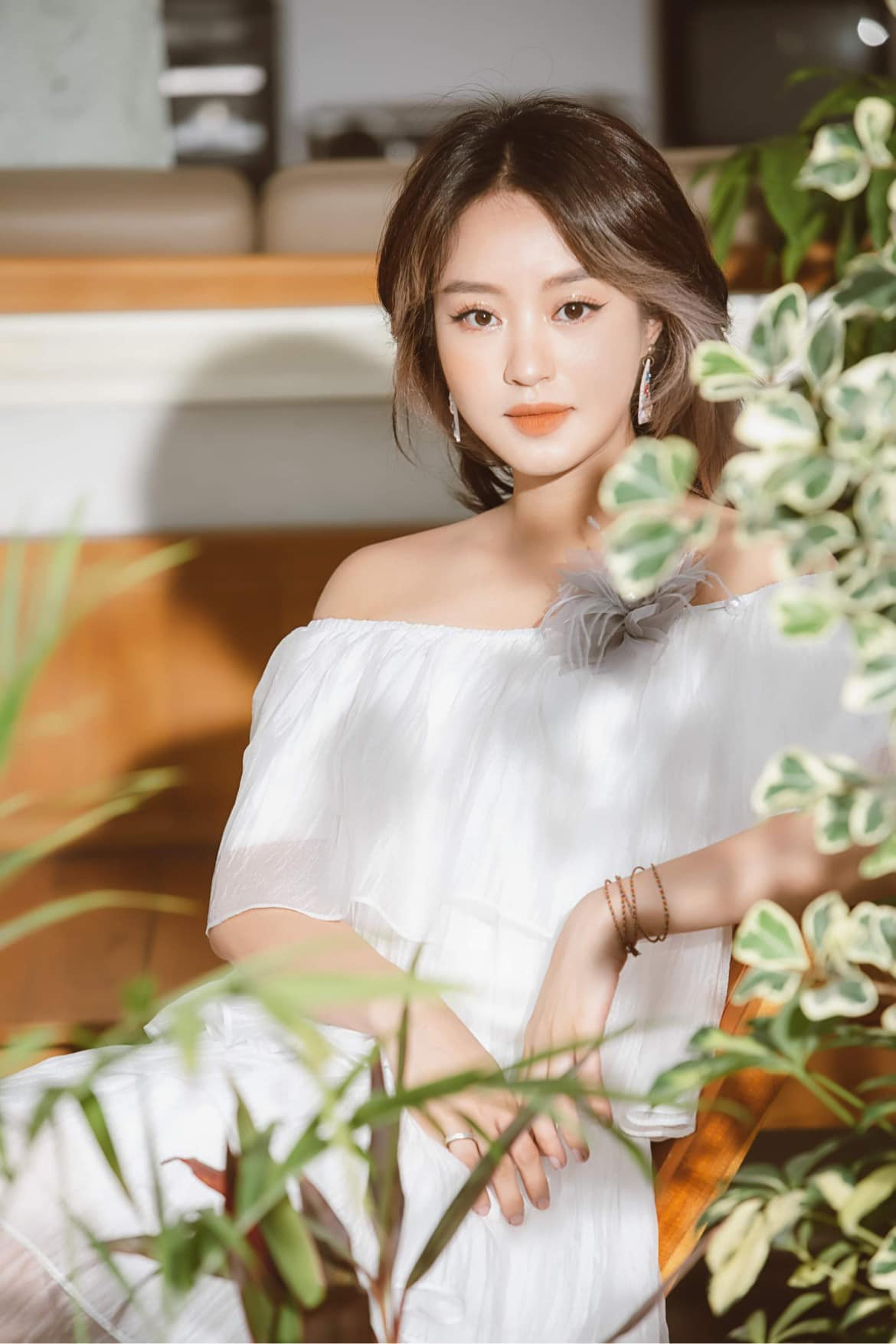 Trong dàn hot girl đời đầu từ cuối thập niên 2000, chắc chắn không thể không kể đến Mi Vân (tên đầy đủ là Nguyễn Mi Vân, sinh năm 1988).