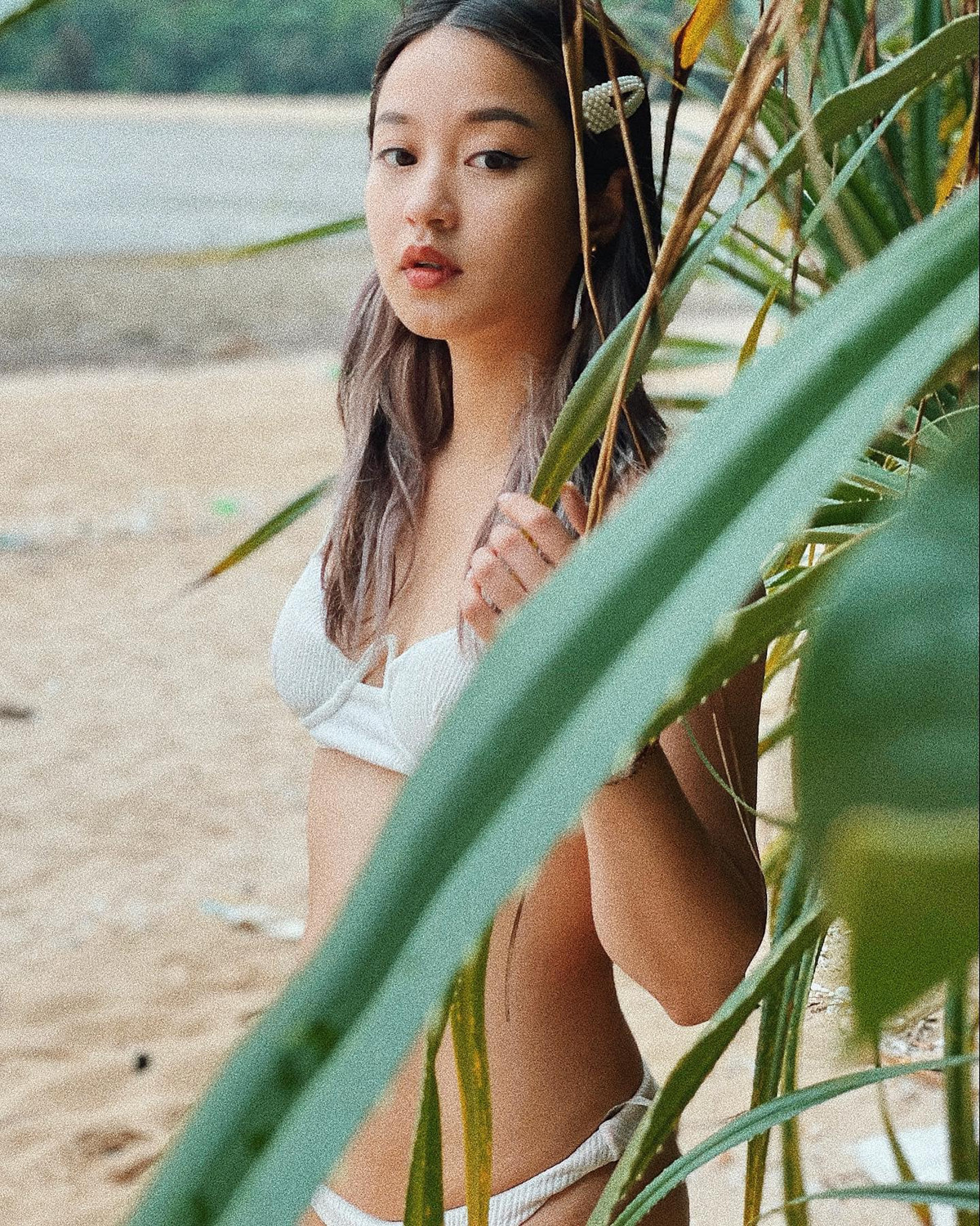 Mới đây, cựu hot girl Mi Vân tự tin khoe dáng trong trang phục kiệm vải. Mi Vân tâm sự đã có quãng thời gian cô ép cân sai cách, không tốt cho cơ thể, ảnh hưởng đến não bộ. Giờ đây, Mi Vân đã tìm ra chế độ tập luyện phù hợp với bản thân mình.