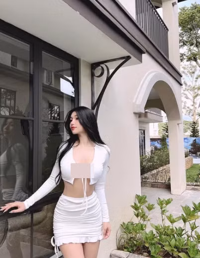 Không ít người tò mò về bí quyết giữ dáng của Duyên Híp, tuy nhiên, trên trang cá nhân cô không chia sẻ quá nhiều về các mẹo làm đẹp.