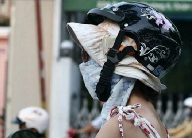 Tầng tầng, lớp lớp, miễn sao bỏ mũ, bỏ khẩu trang ra vẫn xinh đẹp như thường.