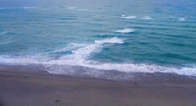 Bí kíp thoát nạn khi gặp dòng nước xiết: Nếu chẳng may bạn bị cuốn vào một dòng suối chảy xiết. Hãy làm theo cách: cuộn tròn người lại, nín thở để mặc cho dòng nước cuốn bạn xuống đáy. Sau đó dùng sức tách mình ra khỏi dòng nước. Hãy nghĩ rằng mình đang lặn, thay vì vùng vẫy chống lại dòng nước xiết.