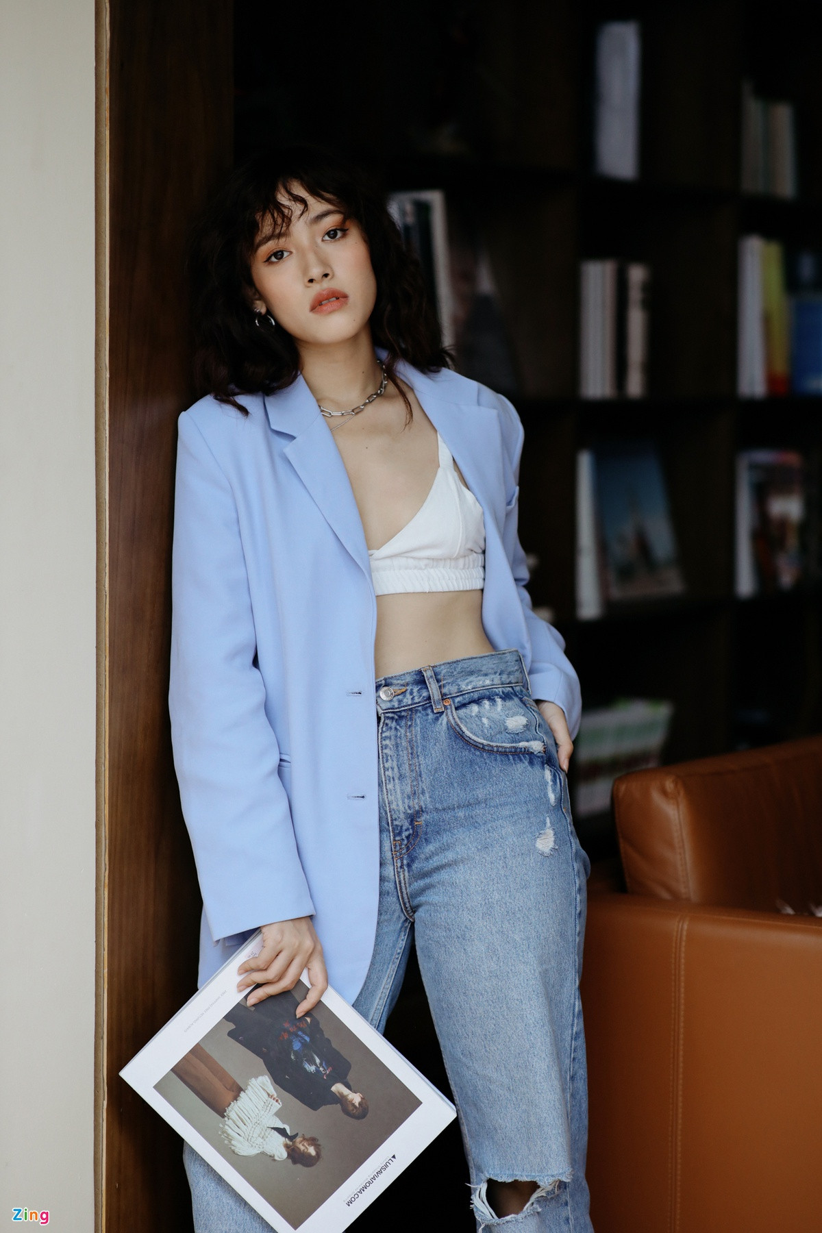 “Tôi và cả công ty đã đầu tư nghiêm túc để thử nghiệm phong cách phù hợp. Qua ca khúc gần nhất, tôi nhận thấy khán giả vẫn yêu thích mình với hình ảnh tươi trẻ, năng động. Định hướng sắp tới của tôi là những bài hát có tiết tấu, mang lại năng lượng tích cực”, Cara chia sẻ.