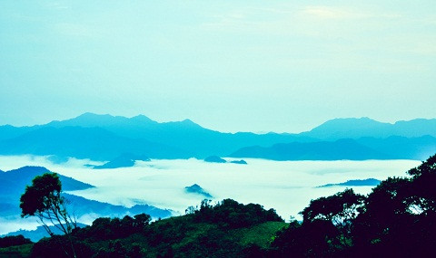 Cảnh đẹp và thời tiết mát mẻ khiến Sa Mù được ví như một Đà Lạt thu nhỏ.