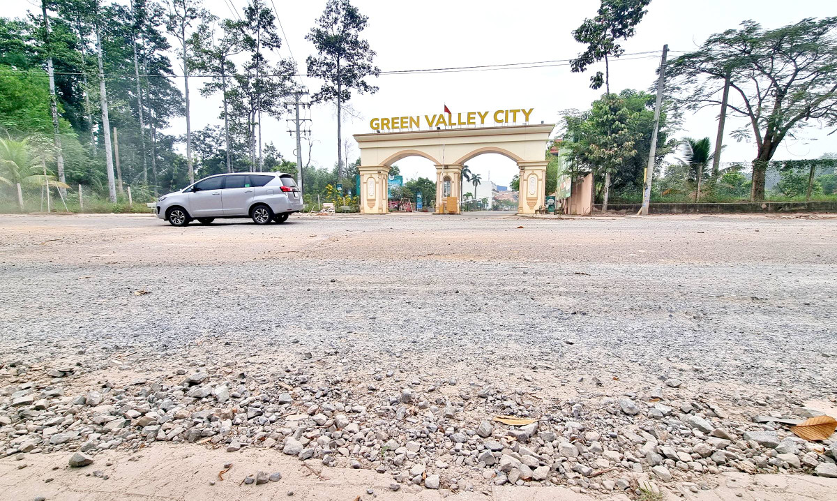 Sự thật phía sau quảng cáo hoa mỹ của chủ đầu tư Dự án Green Valley City (Kỳ 5) Su that phia sau quang cao hoa my cua chu dau tu Du an Green Valley City (Ky 5)