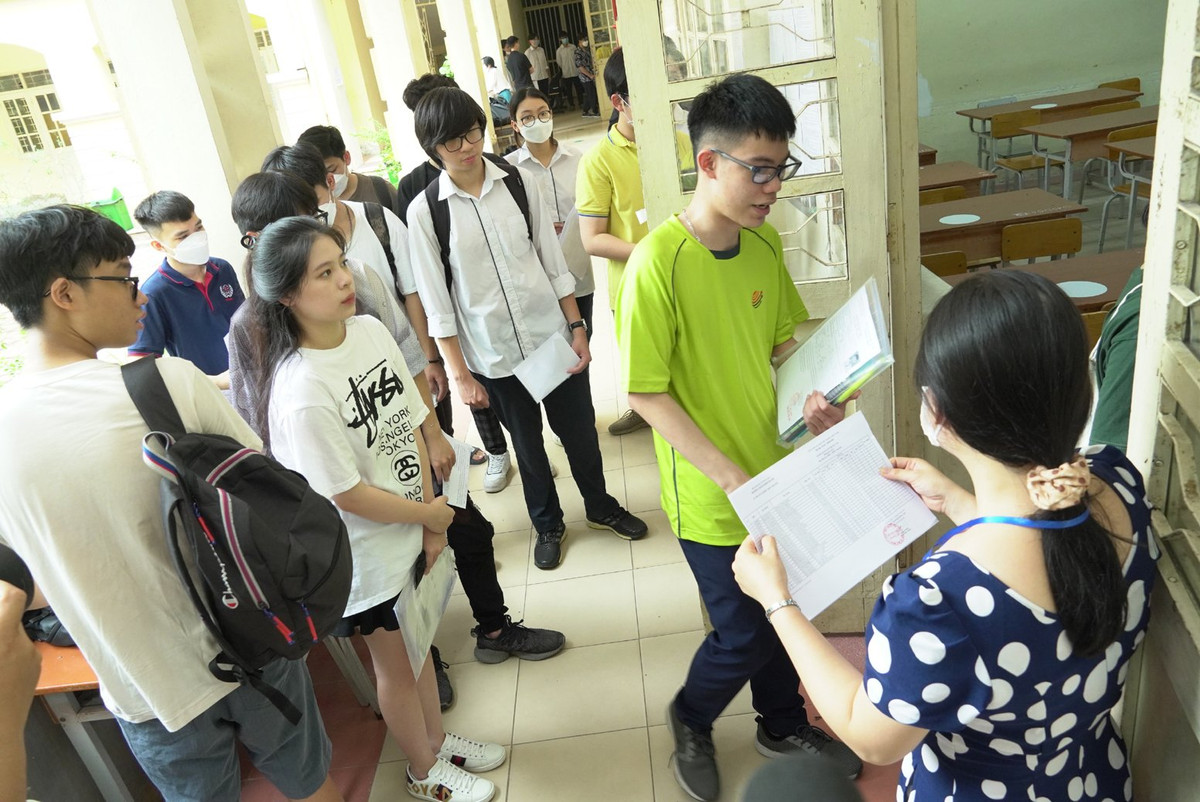 Hà Nội: Giáo viên lưu ý sĩ tử trước ngày thi đầu tiên - Hình 5 Ha Noi: Giao vien luu y si tu truoc ngay thi dau tien-Hinh-5