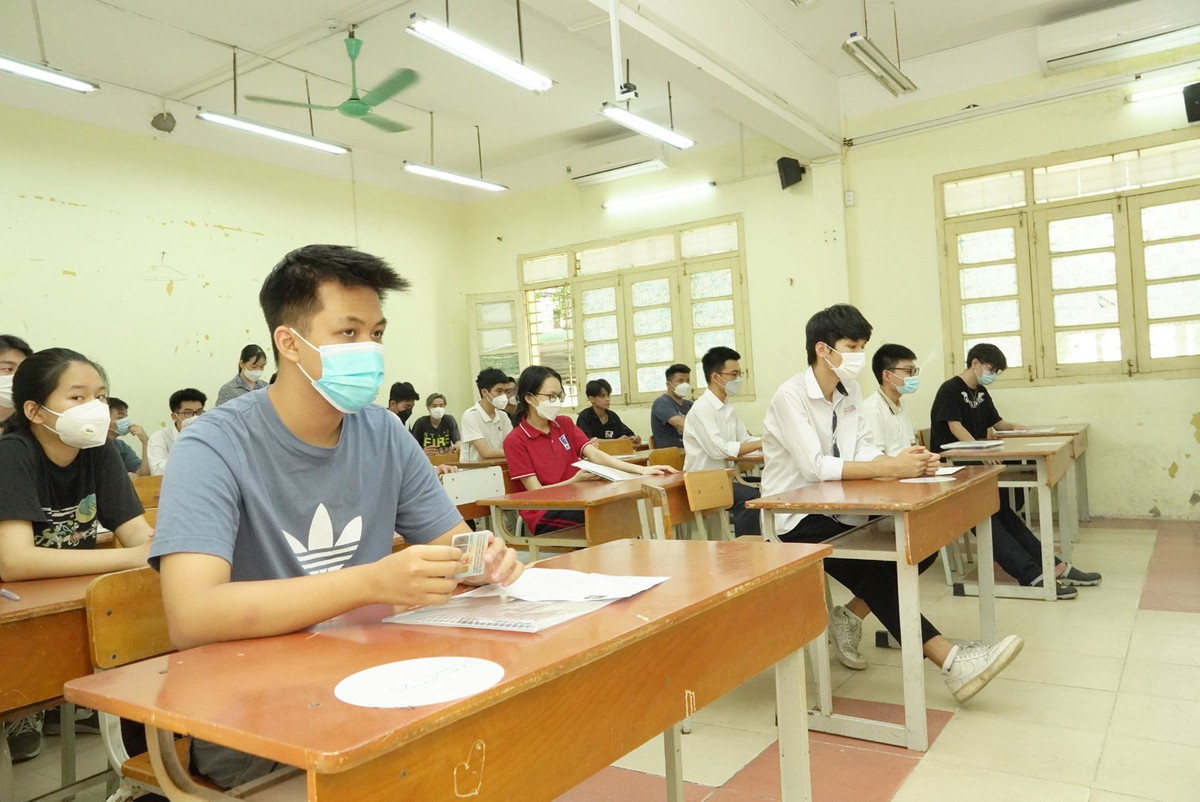 Hà Nội: Giáo viên lưu ý sĩ tử trước ngày thi đầu tiên - Hình 7 Ha Noi: Giao vien luu y si tu truoc ngay thi dau tien-Hinh-7