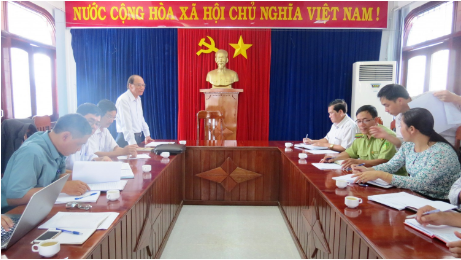 Lãnh đạo Liên hiệp hội, Trung tâm Cirum, Viện CODE làm việc với huyện Sa Thầy đánh giá mô hình giao đất, giao rừng cho cộng đồng.