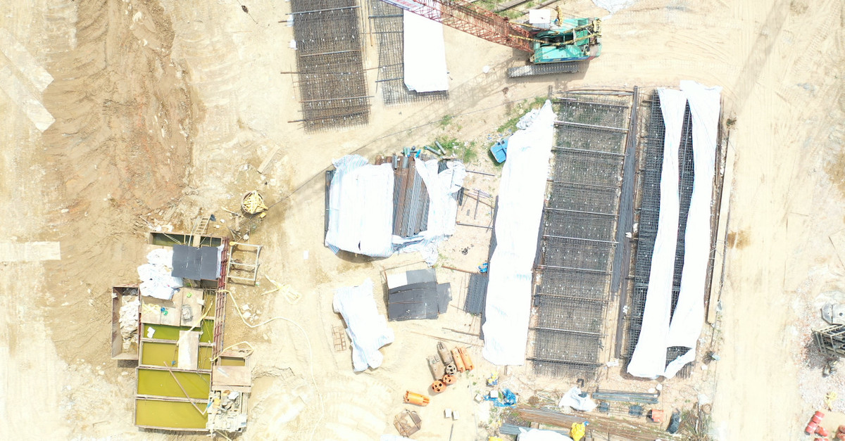 Dự án gồm nhà ở thương mại, 941 căn hộ chung cư, dịch vụ tiện ích ăn uống (582 m2), nhà trẻ (874 m2), bể bơi (315 m2), gồm 3 tầng hầm, 30 tầng nổi, diện tích căn hộ từ 45 - 301m2…