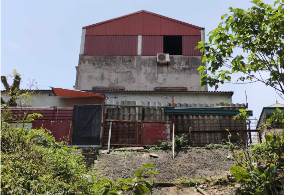 Ban Quản lý dự án đầu tư xây dựng công trình hạ tầng kỹ thuật và nông nghiệp thành phố có trách nhiệm cập nhật, bổ sung giải pháp xử lý sự sạt lở nêu trên trong dự án xử lý đảm bảo ổn định khu vực cửa sông Đuống - giai đoạn 1. Bên cạnh đó, chỉ đạo, đẩy nhanh tiến độ thực hiện các thủ tục đầu tư để dự án sớm được triển khai thi công đảm bảo an toàn cho người dân khu vực sạt lở.