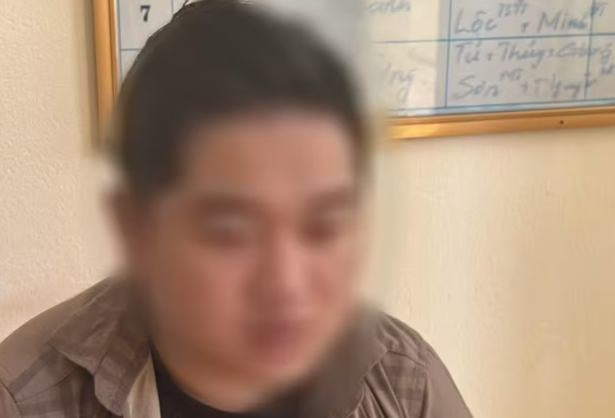 Thanh Hoa: Bat nam thanh nien lua dao roi bo tron sang Campuchia