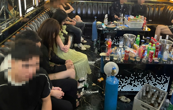 Dot kich quan karaoke, phat hien nhieu “nam thanh, nu tu” dung chat cam