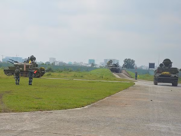 Việc sử dụng được đạn xuyên giáp APDS-T cho phép pháo phòng không ZSU-23-4M hữu hiệu chống mục tiêu mặt đất như xe bọc thép hạng nhẹ ở cự ly hiệu quả 2,5km. Nguồn ảnh: Báo PK-KQ