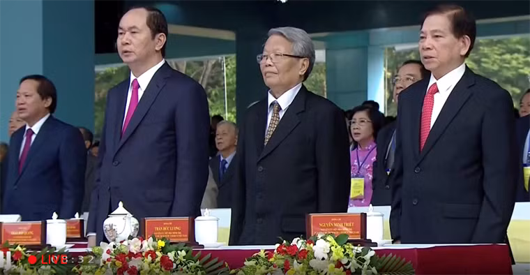 Chủ tịch nước Trần Đại Quang, cùng các nguyên Chủ tịch nước Trần Đức Lương, Nguyễn Minh Triết.