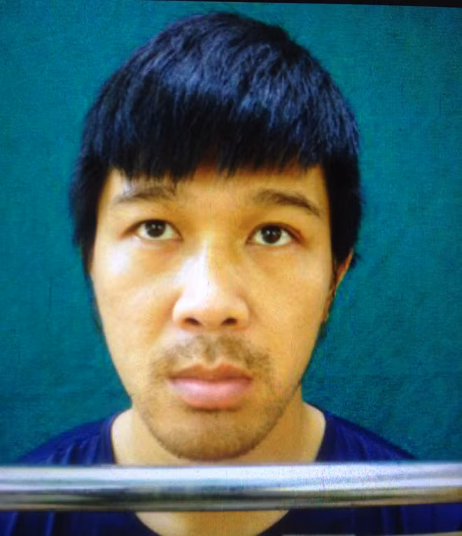 Đáng chú ý, Hùng "sida" cũng là đối tượng cầm đầu sòng bạc tại khu vực vườn điều (thôn 76, xã Hà Bầu, huyện Đắk Đoa, tỉnh Gia Lai) đã bị Bộ Công an bắt ngày 31/3/2019. 