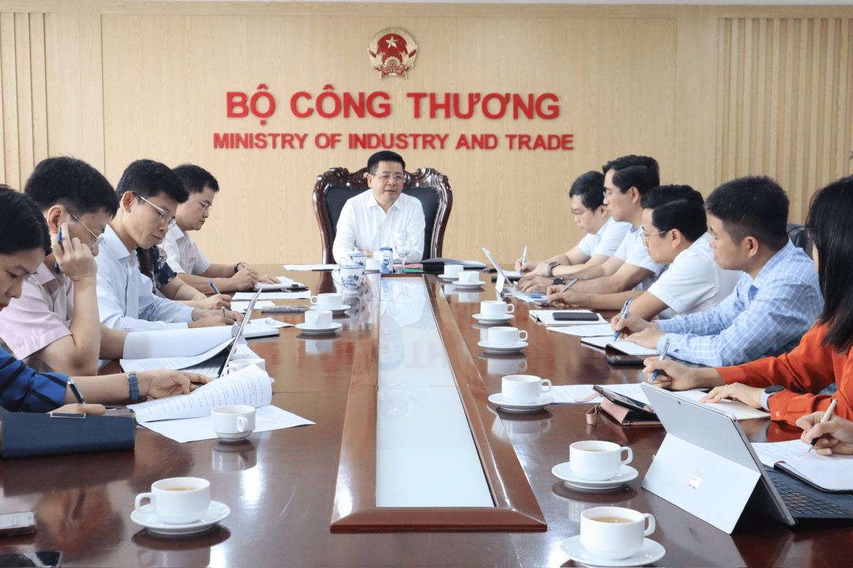 Tu 10/6, Bo Cong Thuong thanh tra viec cung ung dien cua EVN-Hinh-2