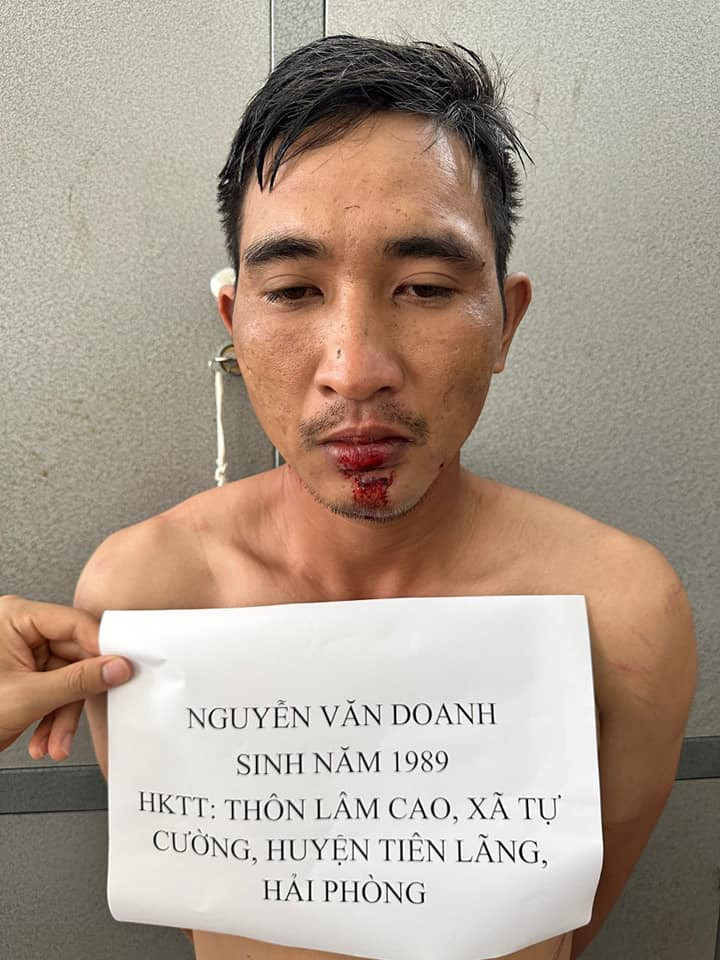 Nguyễn Văn Doanh sau khi bị bắt.