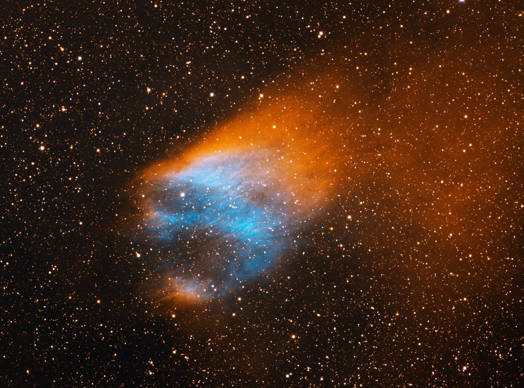 Kinh ngac hai tinh van dau lau ky quai trong vu tru