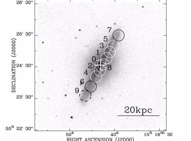 Kinh ngac phan tu khi trong thien ha xoan oc NGC 5908