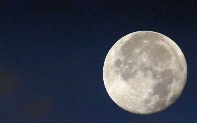 Tiet lo cach thu vi thu thap du lieu do sang Mat trang