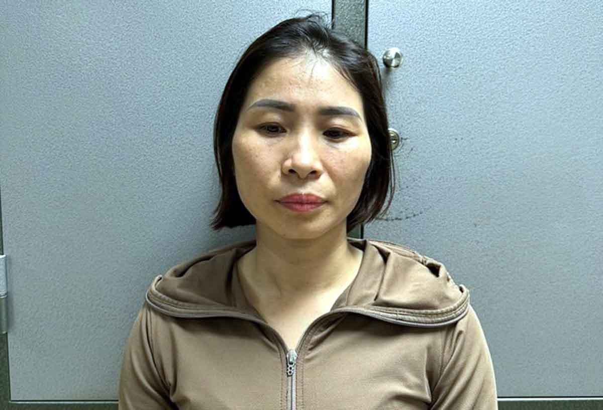 Nữ tài xế xe tải đâm vào xe máy khiến thai phụ tử vong khai gì? Nu tai xe xe tai dam vao xe may khien thai phu tu vong khai gi?