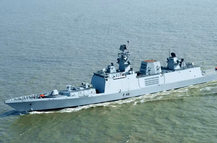 Lớp Shivalik là một trong những lớp tàu hộ vệ tên lửa tàng hình đầu tiên trong thế kỷ 21 của Ấn Độ. Đây là một trong những tàu chiến tàng hình tối tân nhất của nước này, có giá trị đóng mới lên tới 340 triệu USD. Chúng có lượng giãn nước 6.200 tấn, dài 142,5m, rộng 16,9m, mớn nước 4,5m, thủy thủ đoàn 257 người.