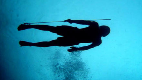 Tuy nhiên, thành viên bộ tộc Moken vẫn nhìn xa được đến vài mét và có thể nhìn dưới nước rất rõ mà không cần đến bất cứ thiết bị hỗ trợ nào.