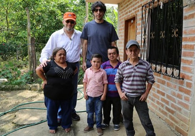 Người lùn Laron ở Ecuador nổi tiếng thế giới khi miễn nhiễm với bệnh tật, đặc biệt là ung thư, tiểu đường và có tuổi thọ rất cao.