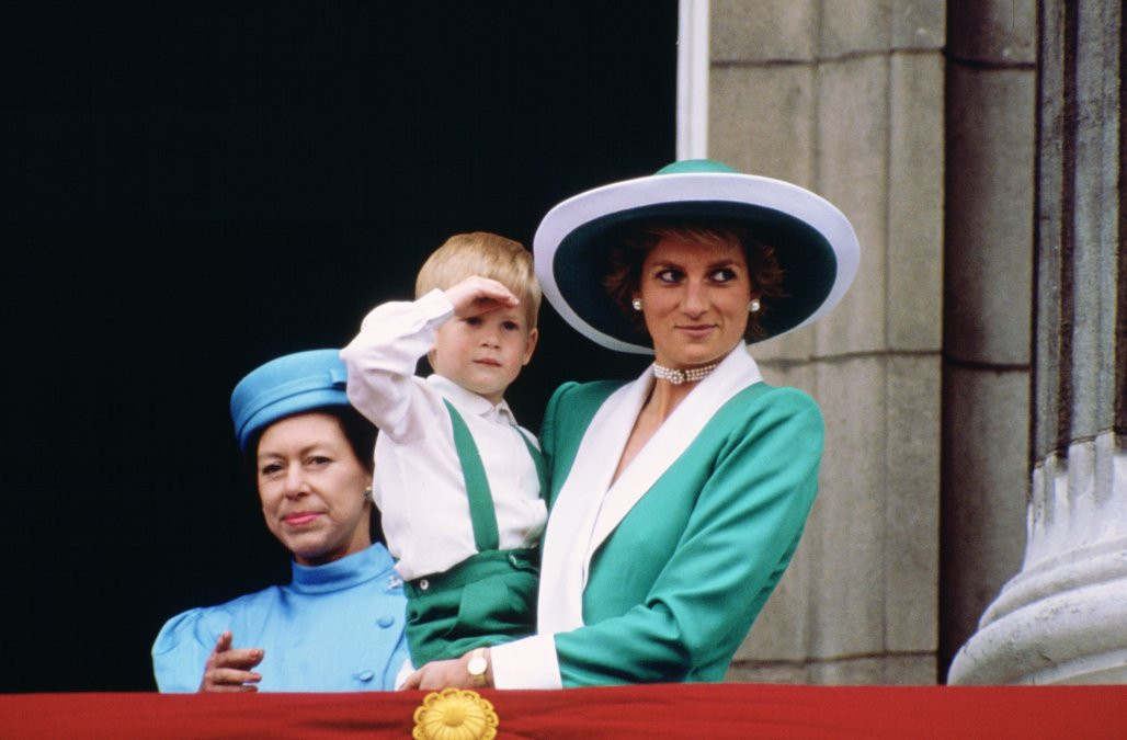 Theo đó, Công nương Diana là thành viên đầu tiên trong Hoàng gia Anh lựa chọn sinh con tại bệnh viện.