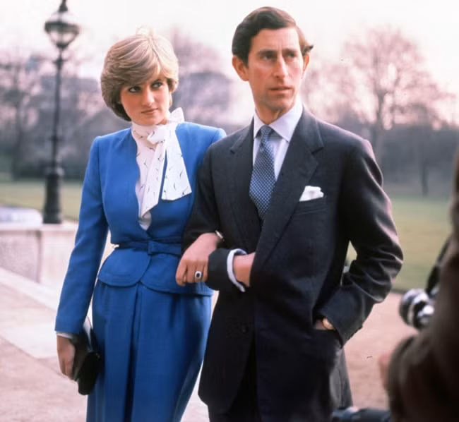 Nhung quyet dinh gay chan dong lich su cua Cong nuong Diana