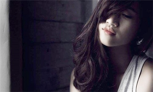 Cu tu nhac minh phai quen chac chan van con nho nguoi ay rat nhieu