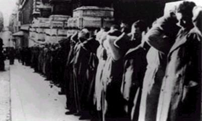 Theo đó, các tướng lĩnh của Đức quốc xã triển khai kế hoạch trả đũa đẫm máu. Kế hoạch là thực hiện cuộc thảm sát nhằm vào dân thường Italy.