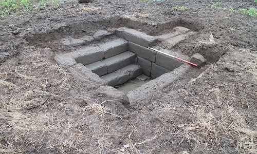 Một lời nguyền bí ẩn khác liên quan đến giếng thánh ở Anh. Cụ thể, vào năm 2016, các nhà khảo cổ phát hiện giếng thánh Anne trong khu đất của một trang trại tư nhân nằm gần thành phố Liverpool, Anh.