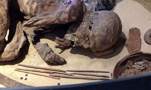 Điều này đồng nghĩa với việc người Ai Cập cổ đại sống trước thời pharaoh khoảng 1.500 năm hoặc lâu hơn nữa đã có kiến thức về quy trình bảo quản xác và tiến hành những nghi lễ tôn giáo liên quan đến niềm tin về thế giới bên kia.