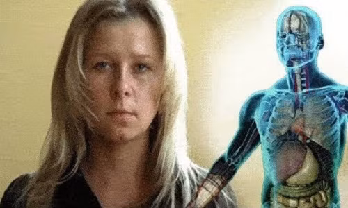 Natasha Demkina sống ở Nga được biết đến là người sở hữu đôi mắt X quang. Theo đó, Demkina có thể nhìn xuyên qua cơ thể người và biết được xem người đó có mắc bệnh tật nào hay không.