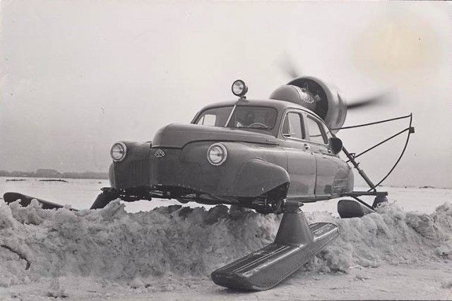 Sáng chế xe trượt tuyết "Sever-2" được thiết kế dành cho quân đội Liên Xô vào những năm 1950.