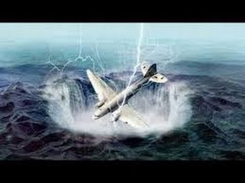 Giống như “Tam giác quỷ” Bermuda, nhiều tàu thuyền, máy bay khi đi vào tam giác Rồng đều mất liên lạc, la bàn không hoạt động...