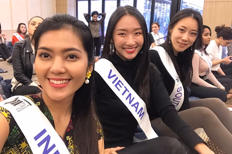 Với những ưu thế nổi trội và tinh thần tích cực khi đến với cuộc thi, Thanh Khoa đã xuất sắc đăng quang Hoa hậu Sinh viên Thế giới 2019.