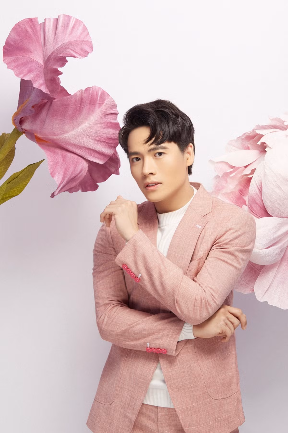 Vo Tan Phat len tieng ve tin don tinh cam voi MC Dai Nghia-Hinh-3