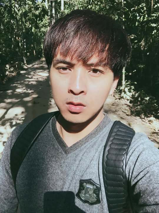 Đối mặt với scandal này, Hồ Quang Hiếu giữ im lặng, trong khi quản lý của nam ca sĩ từ chối bình luận về sự việc.