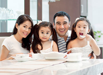 MC Quyen Linh muon rut khoi showbiz, chia se ban than mang nhieu benh-Hinh-2