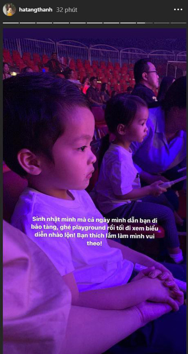 Tang Thanh Ha dang anh can mat con trai, dang yeu phat hon