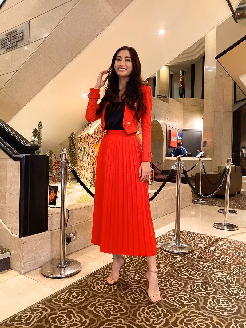 Luong Thuy Linh duoc du doan lot Top 4 Miss World 2019-Hinh-3