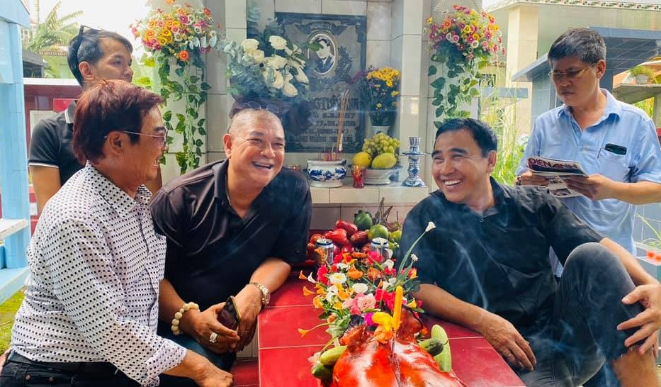 Quyen Linh chia se xuc dong nhan 23 nam ngay mat Le Cong Tuan Anh