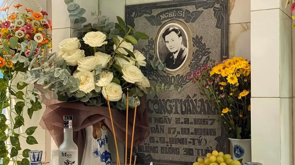 Quyen Linh chia se xuc dong nhan 23 nam ngay mat Le Cong Tuan Anh-Hinh-3