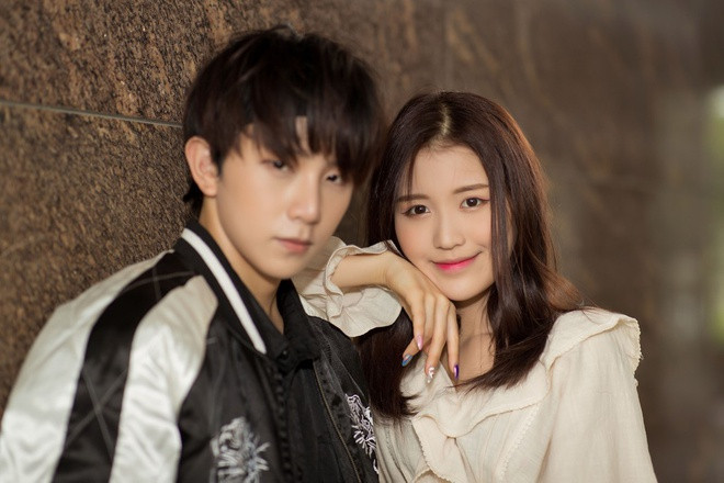 Han Sara bi trat chan nhap vien, phai ngoi xe lan-Hinh-3