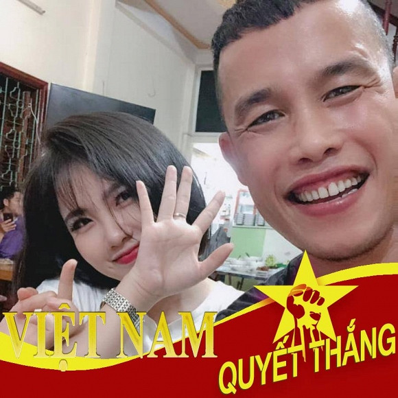 Trải qua nỗi buồn hôn nhân tan vỡ nhưng nhiều người nhận thấy Hiệp Gà "phát tướng" hơn trước. Hiện tại, nghệ sĩ hài tất bật chạy show để nuôi các con.
