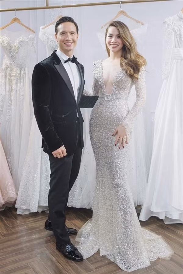 Fan xon xao ve thiep cuoi cua Ho Ngoc Ha - Kim Ly-Hinh-3