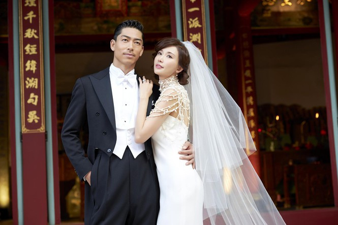 Một nguồn tin cho biết siêu mẫu đình đám có thể sẽ giải nghệ, rút lui khỏi showbiz, theo chồng sang sống ở Nhật. Ngoài ra, có tin đồn cô đã thụ tinh ống nghiệm và mong có "cả nếp lẫn tẻ".